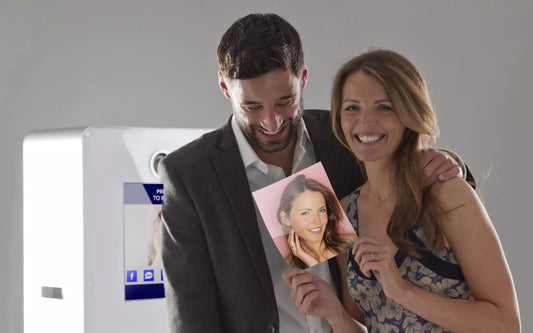 Six Super Smashing Reasons To Start Photo Booth Business